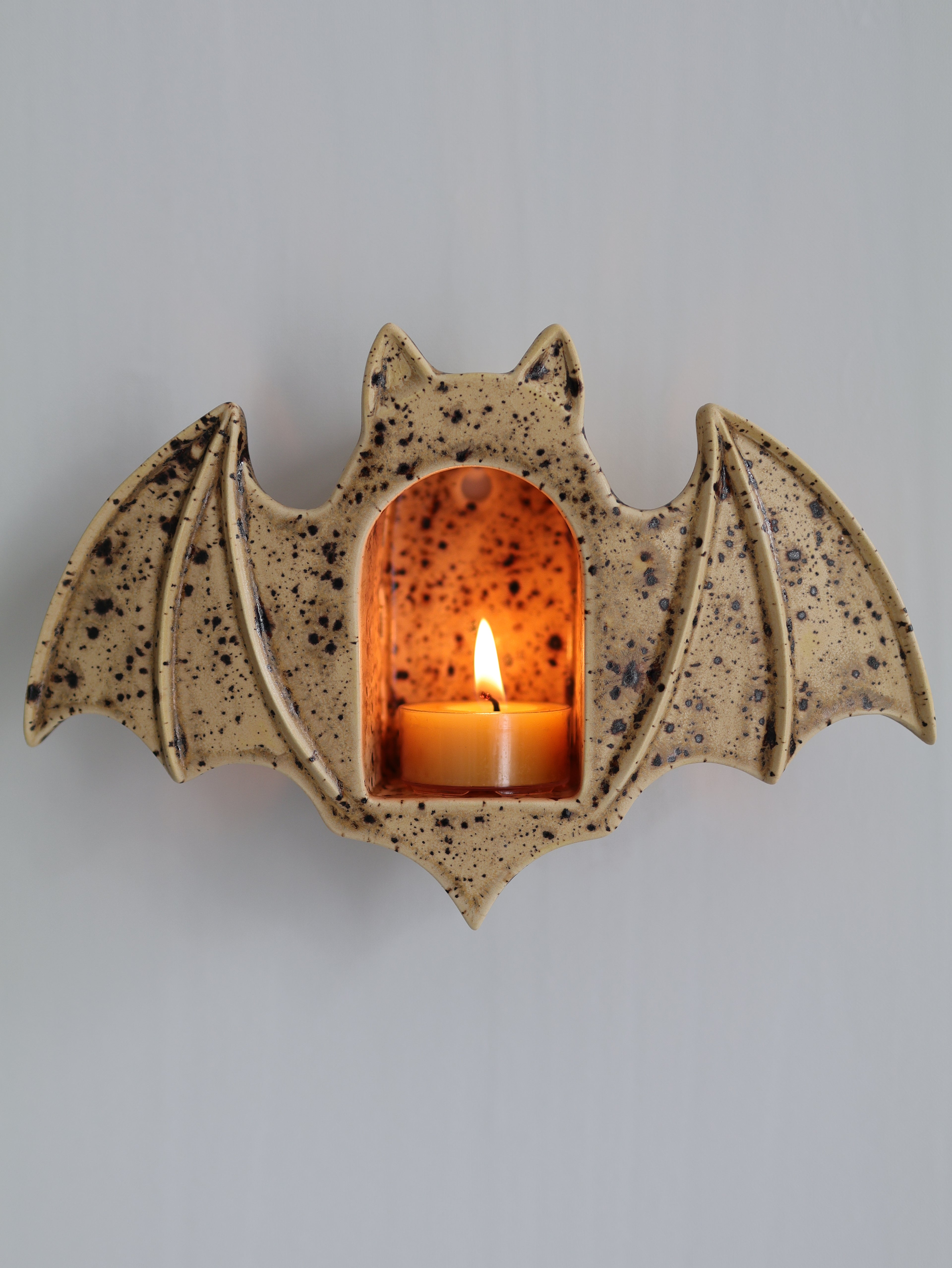 Bat Tealight Holder, Sandstone