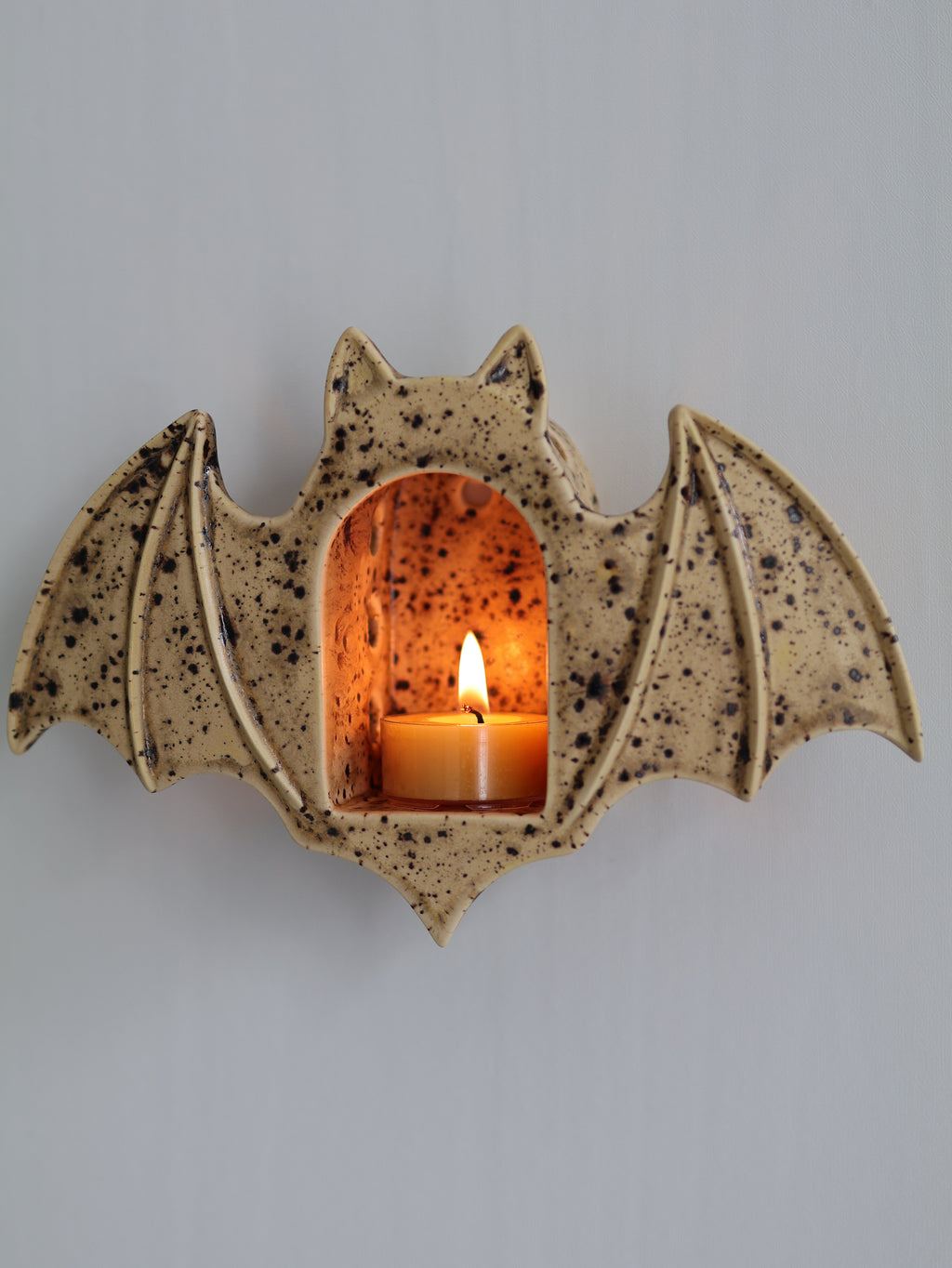 Bat Tealight Holder, Sandstone