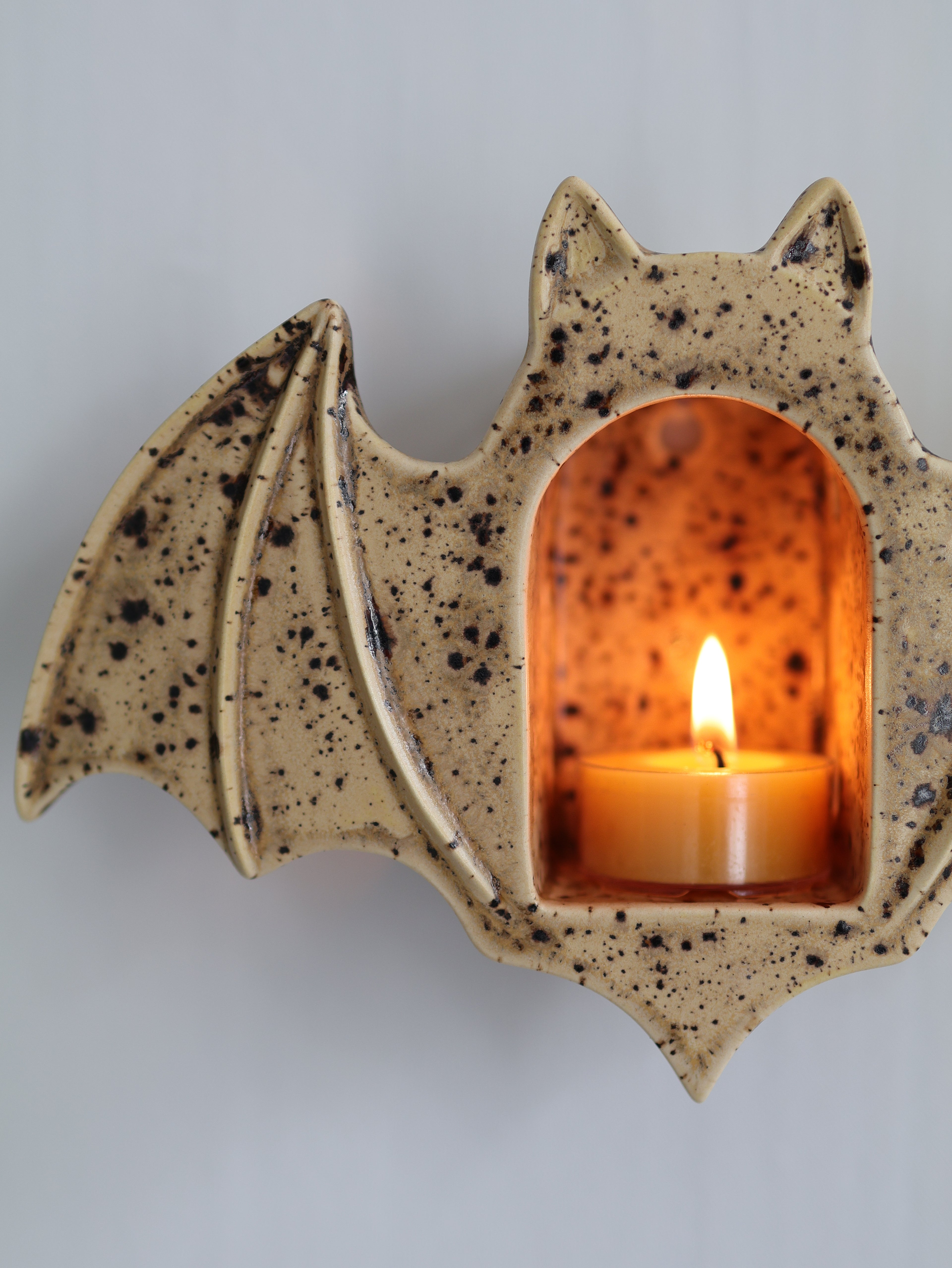 Bat Tealight Holder, Sandstone