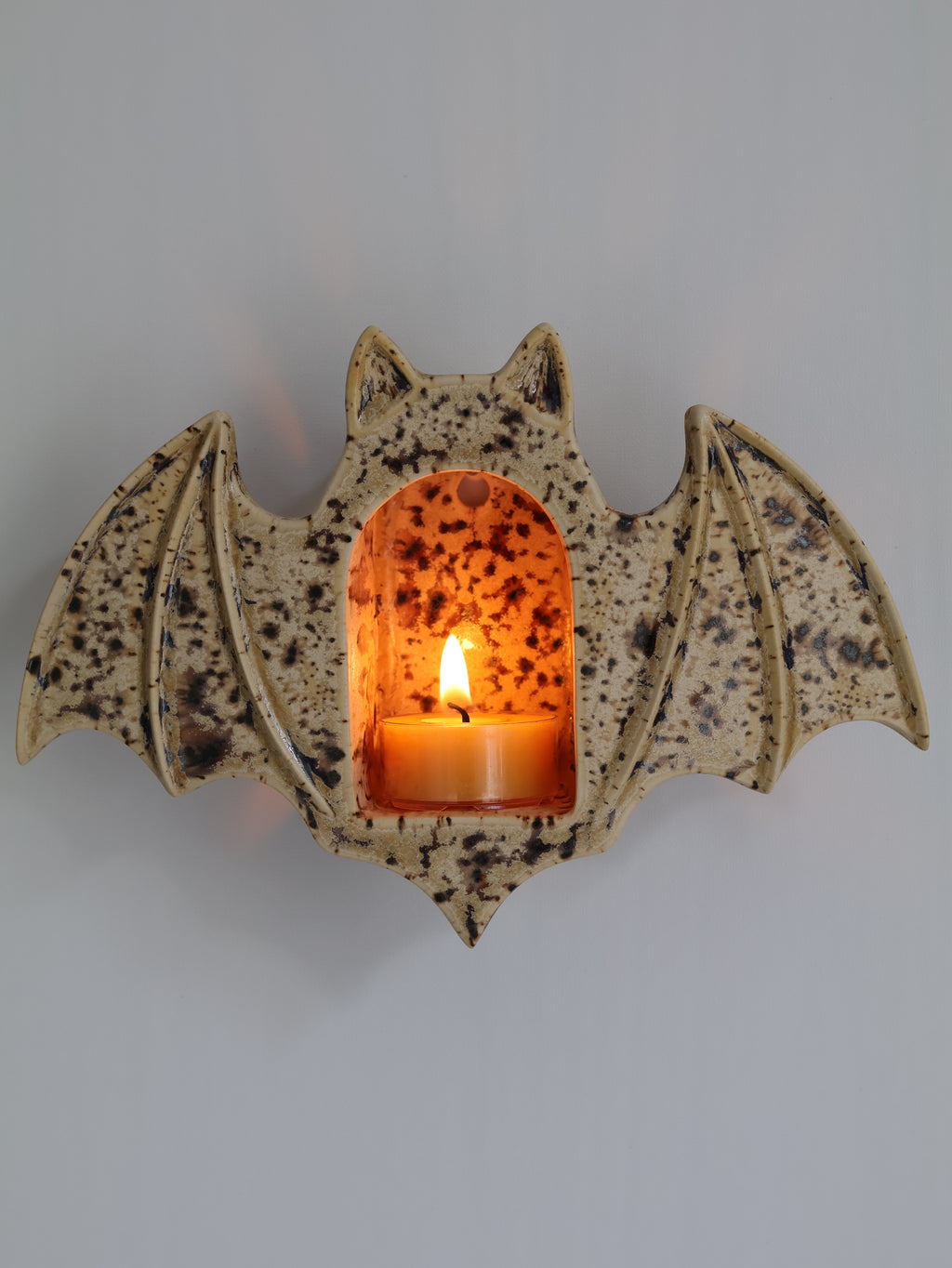Bat Tealight Holder, Sandstone