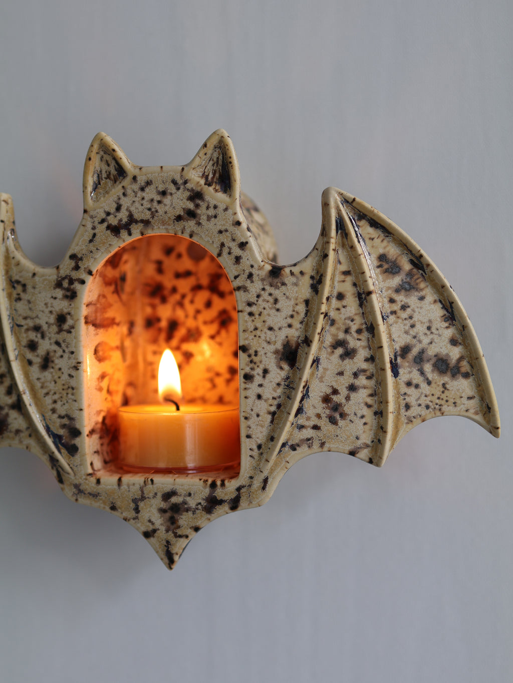 Bat Tealight Holder, Sandstone
