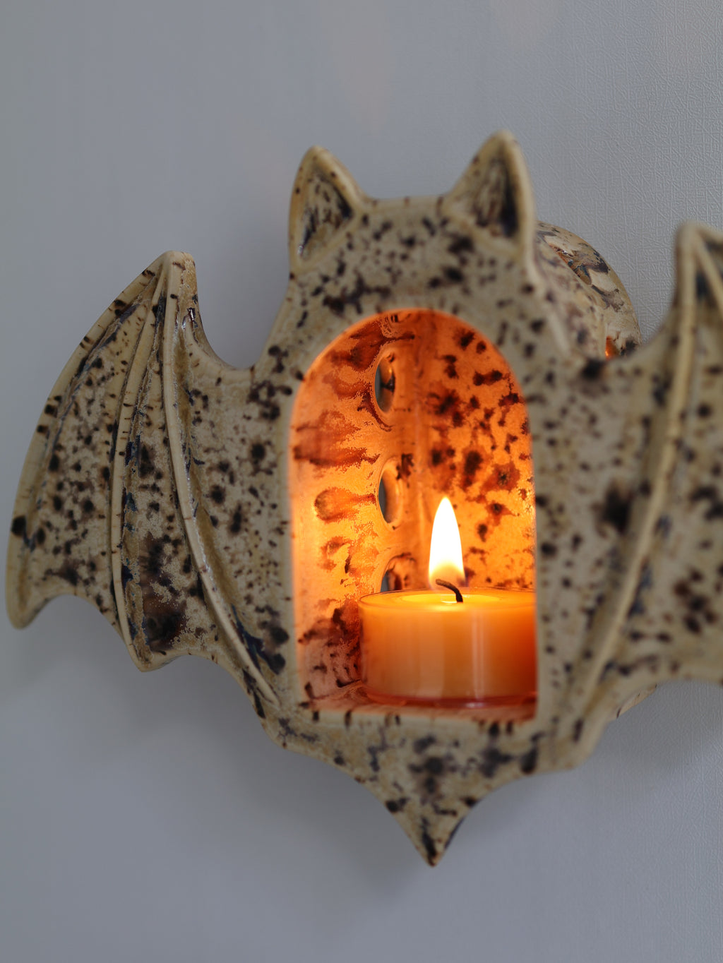 Bat Tealight Holder, Sandstone