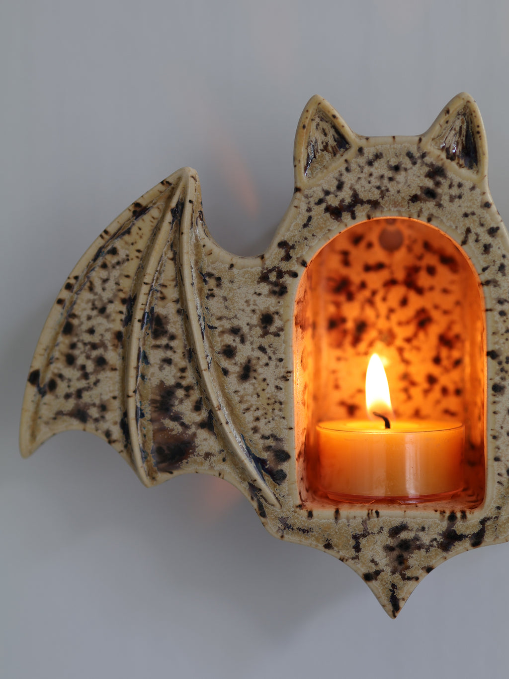 Bat Tealight Holder, Sandstone
