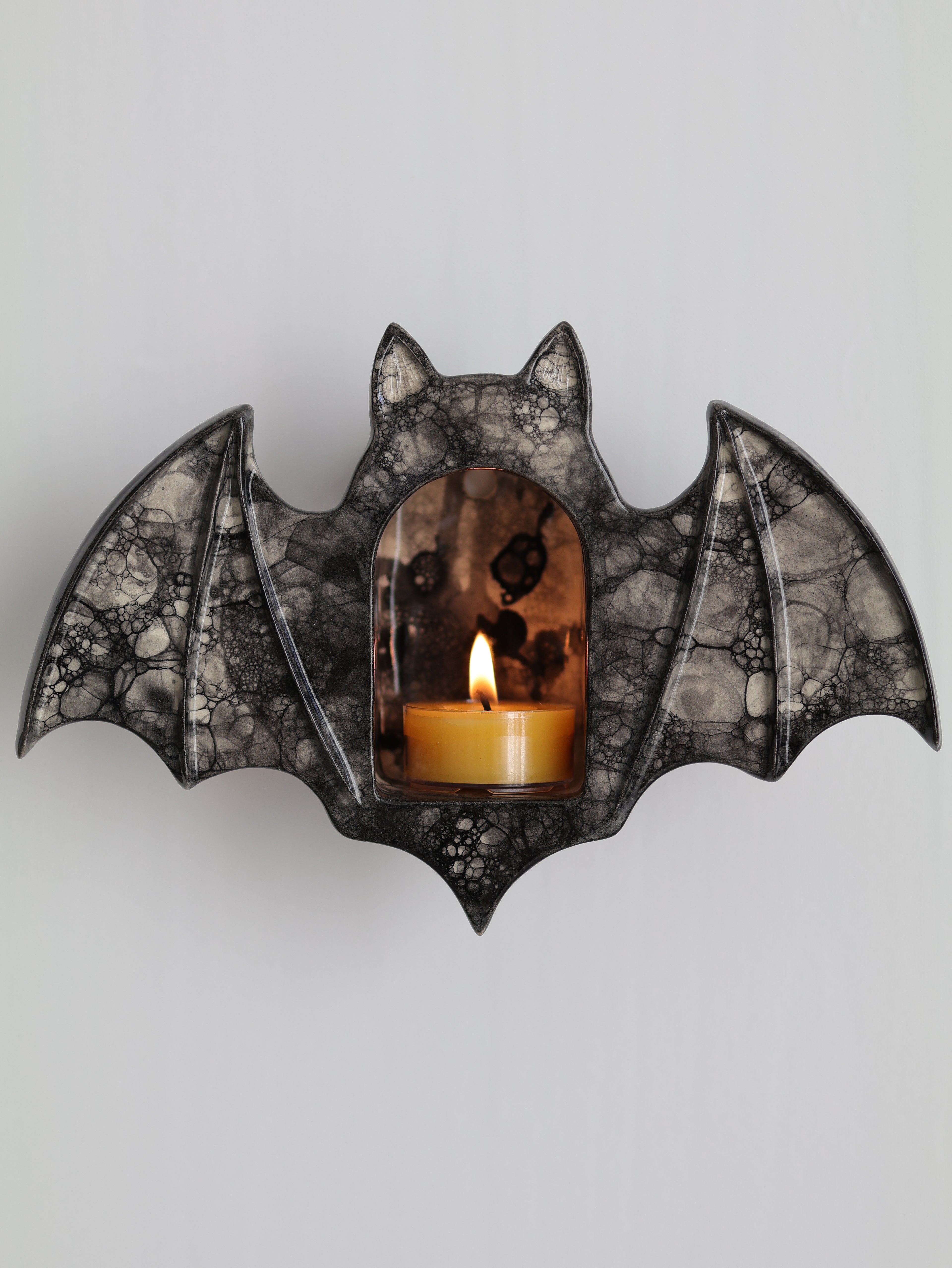 Bat Sconce, Bubble No. 1