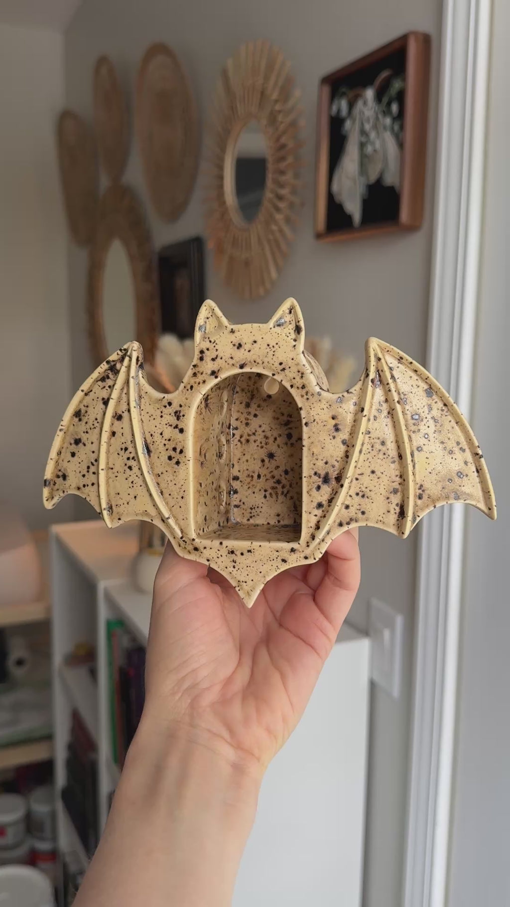 Bat Tealight Holder, Sandstone