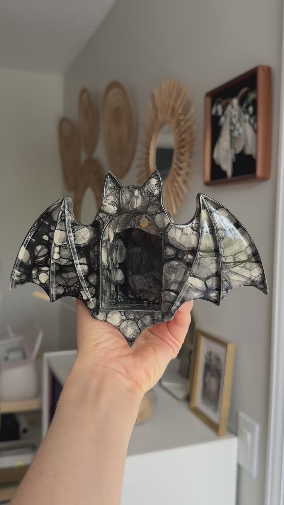 Bat Sconce, Bubble