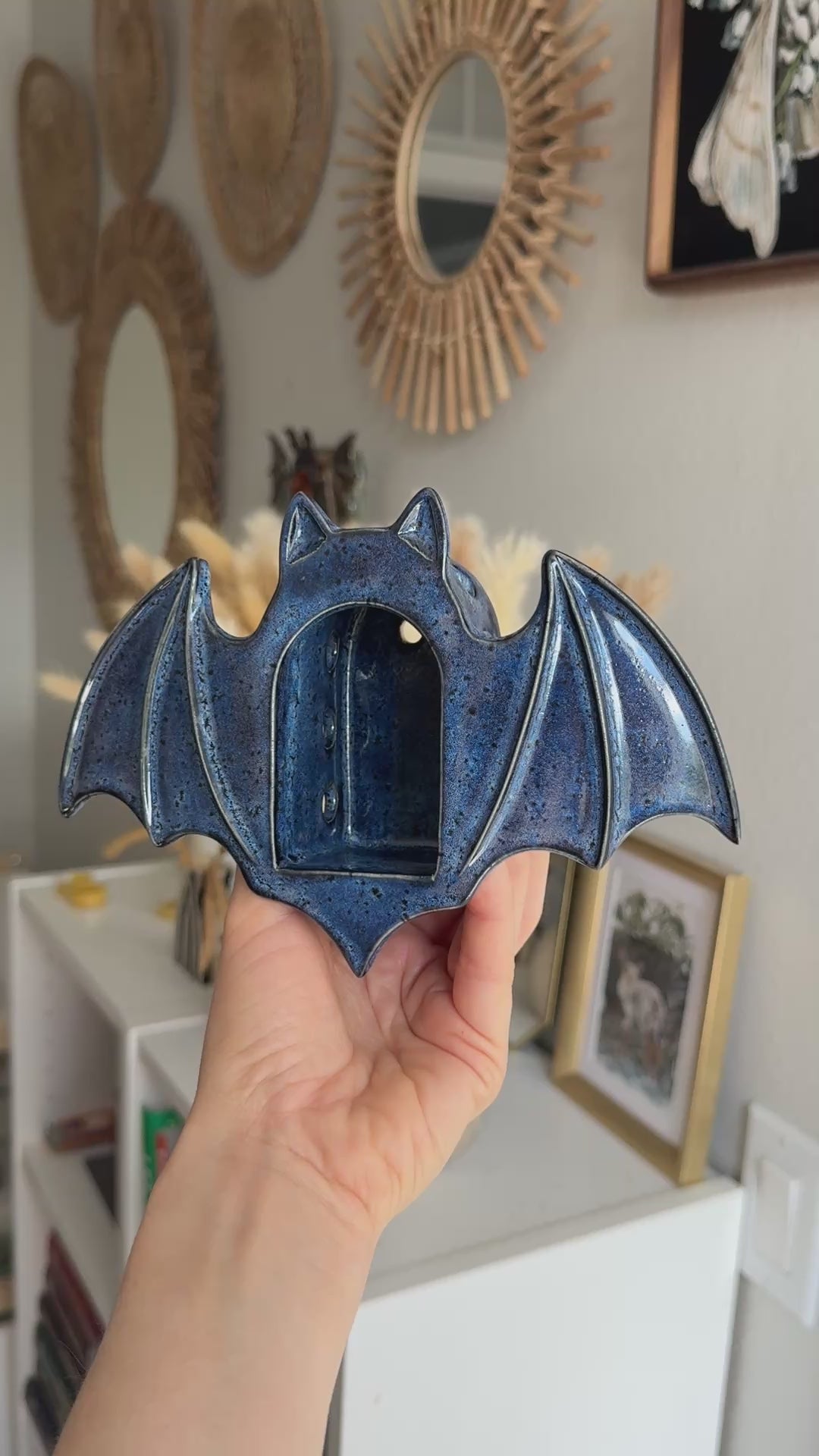 Bat Sconce, Abyss No. 1